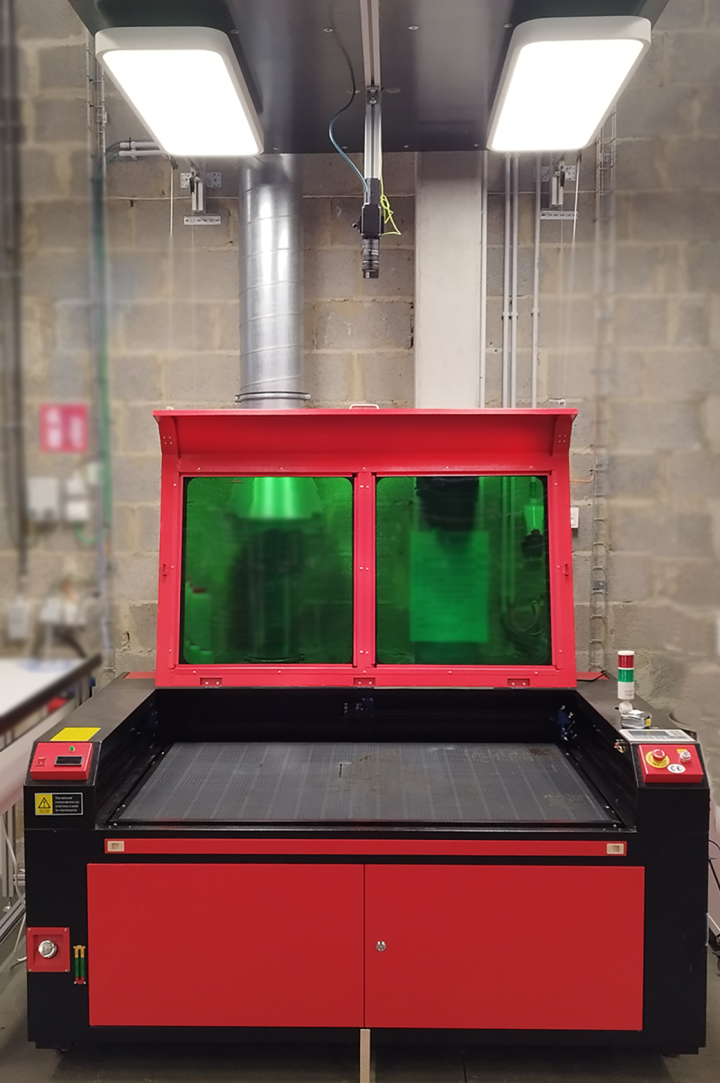 C02 laser cutter